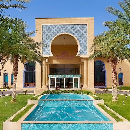 Crowne Plaza Jordan Dead Sea Resort & Spa By Ihg Sweimeh Buitenkant foto The entrance of the hotel